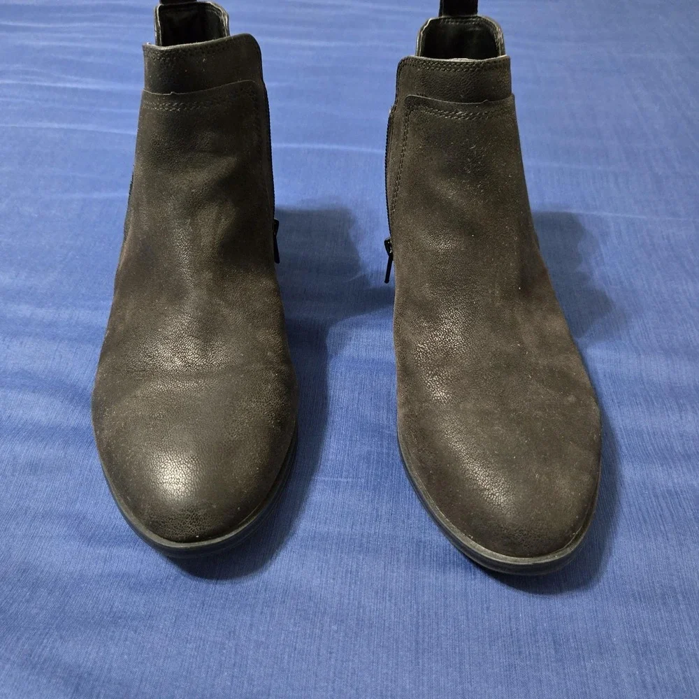 MIA Booties Womens Size 9 Black Faux Suede Chelsea Ankle Zip Block Heel Casual